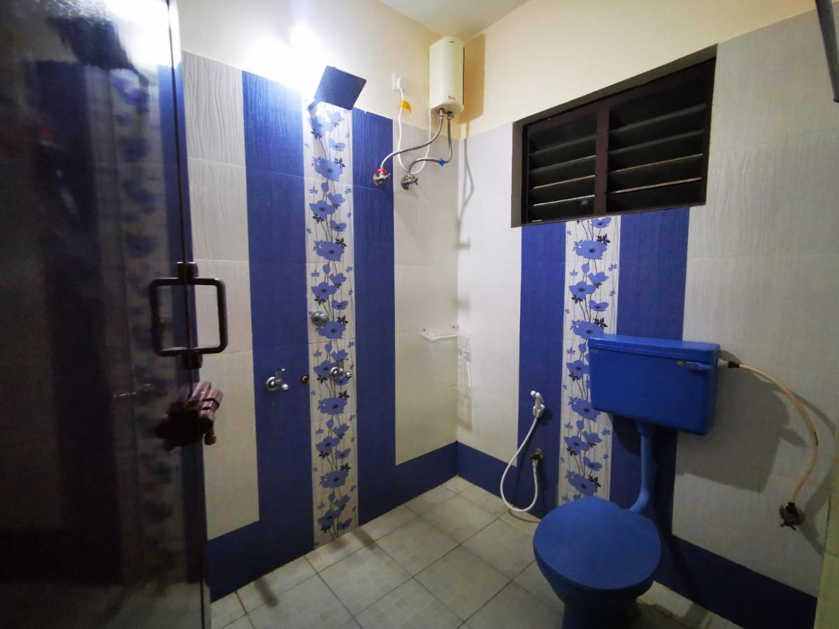 J2 Home Stay - Luxury Homes With Caravan Services Thiruvananthapuram Exteriör bild