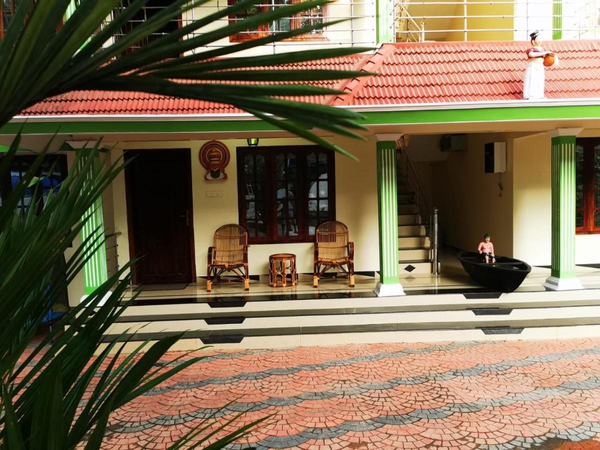 J2 Home Stay - Luxury Homes With Caravan Services Thiruvananthapuram Exteriör bild
